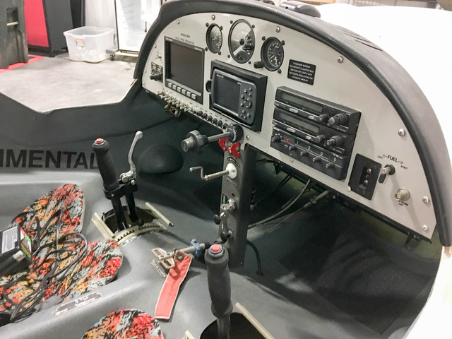 N302AH cockpit panel